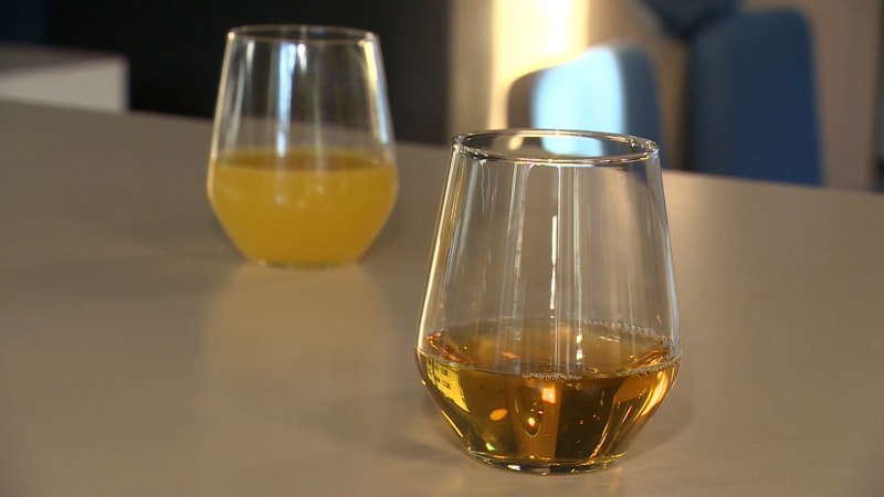 Zapomeňte na džusy: Skrytý cukr škodí zdraví i hubnutí, varují experti. Čím je nahradit?