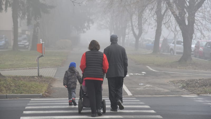 Mrazy, deště i sněžení. Česko čekají chmurné dny, na konci týdne přijde zlom